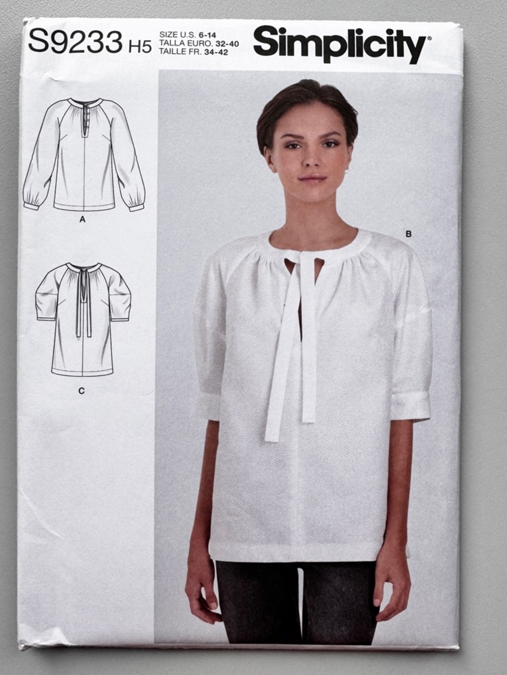 Simplicity top sewing pattern uncut size 6 - 14